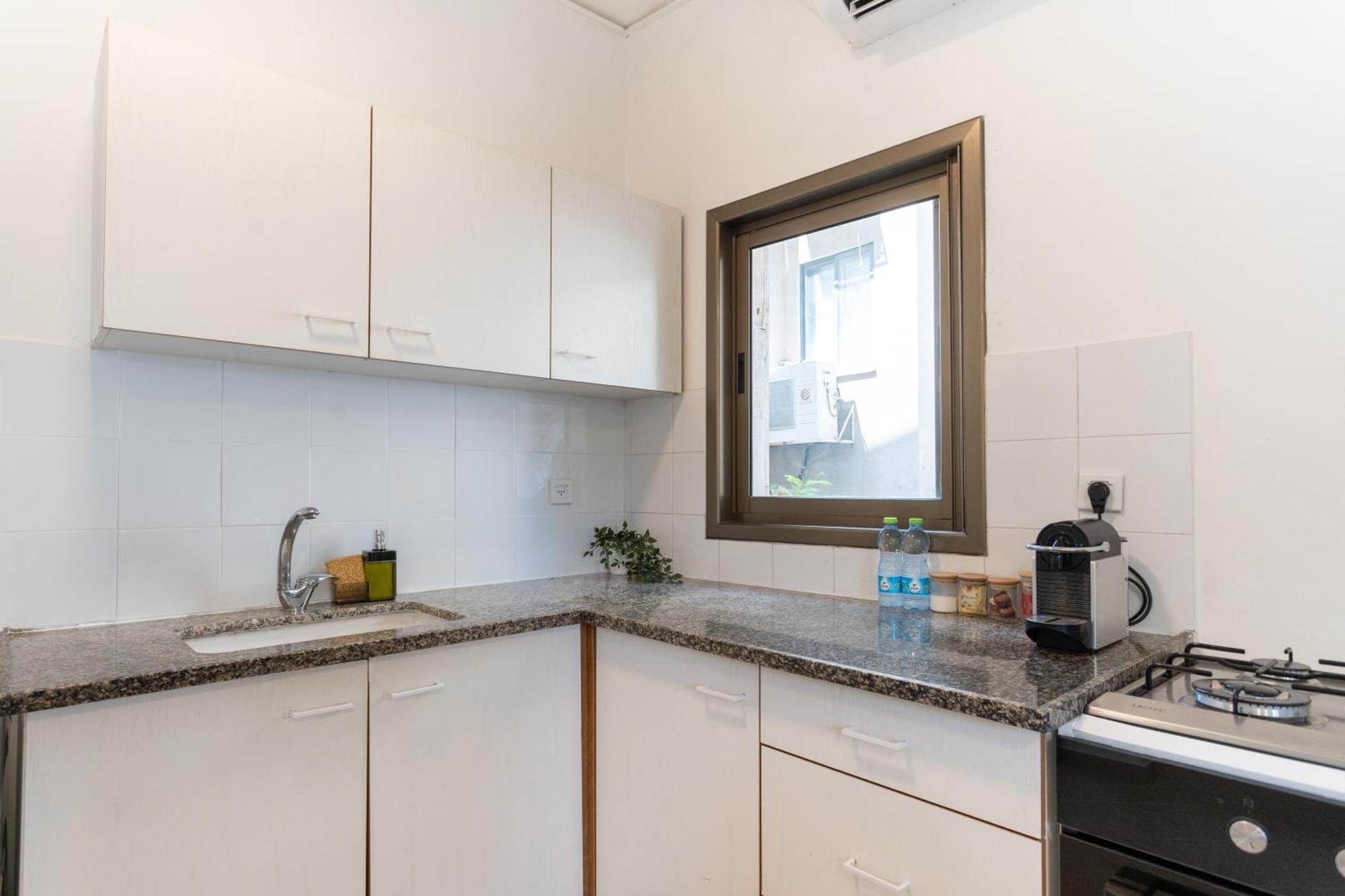 Eliezer Ben Yehuda Residence With Shelter テル・アビブ エクステリア 写真
